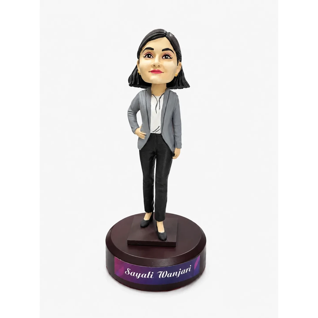 primora-4e99f20a07f9-PGBOB2.webp Business women Bobblehead | Primora Gifts - Image 1