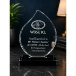 Crystal Memento rounded size 14*10 cm Crystal with black base | Primora Gifts